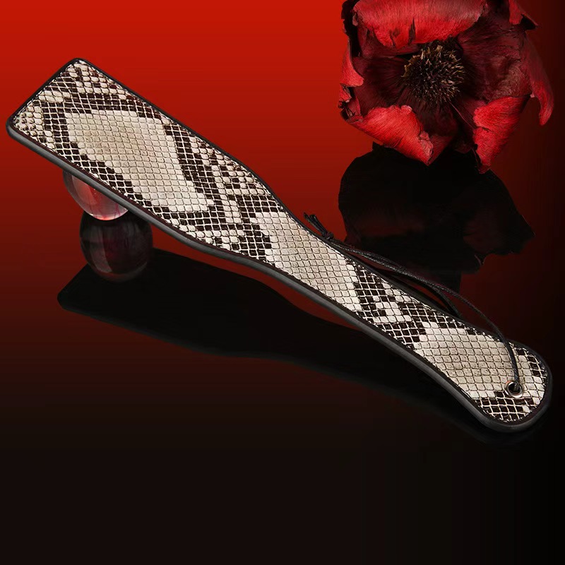 SM LEATHER PADDLE